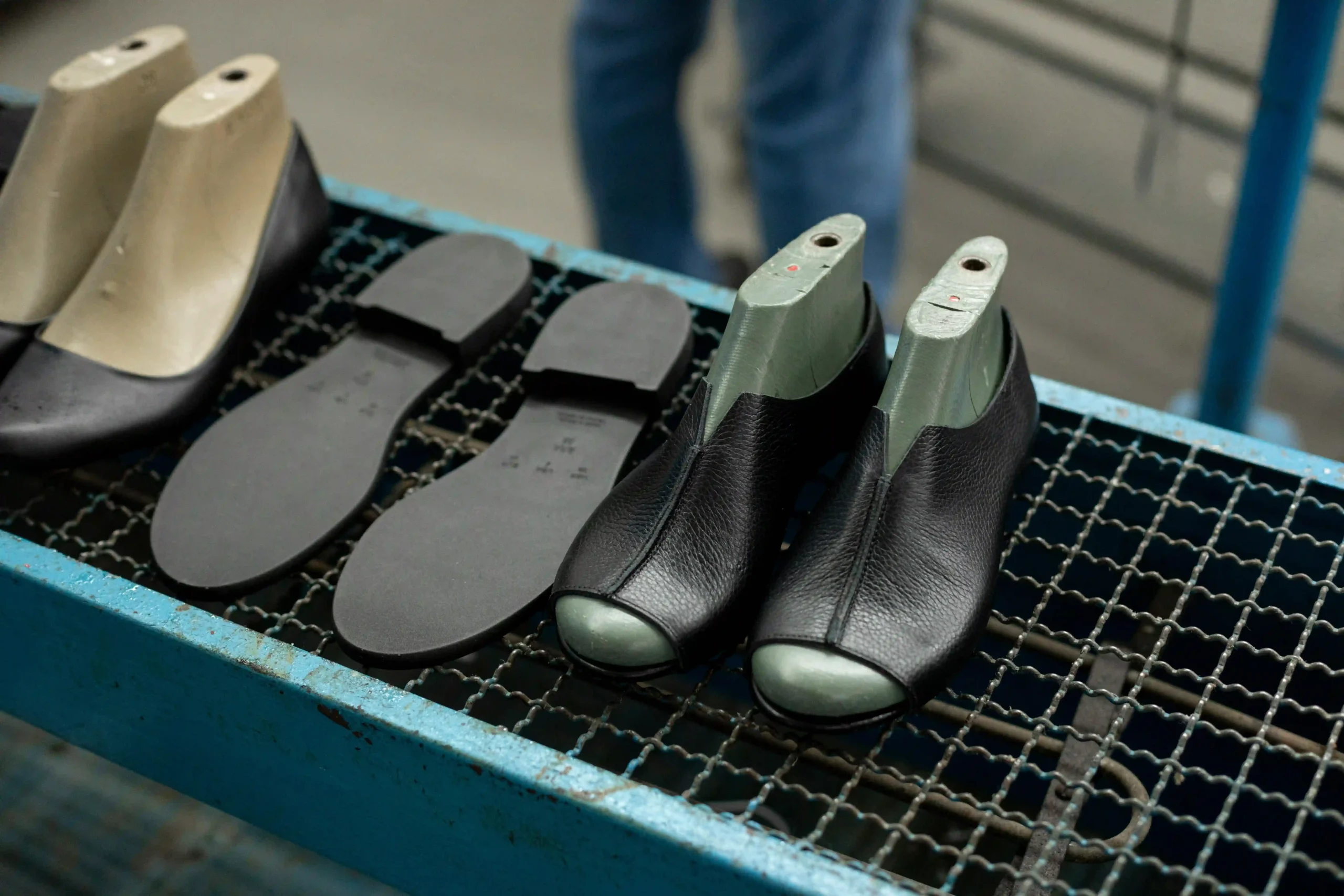 shoe sign.
